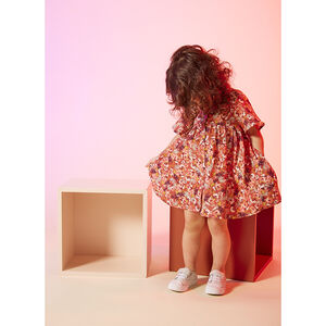 Vestido de manga corta en tela estampada de flores para niña bebé 