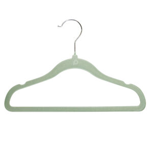 Lote de 6 perchas de terciopelo verde 