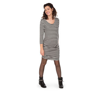 Vestido premamá con mangas 3/4 