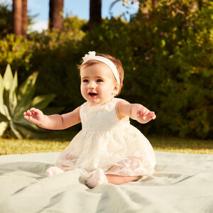 Combinaison corta 2-en-1 de tul bordado para niña bebé 