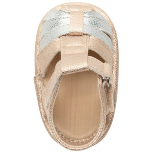 Sandalias efecto brillante 
