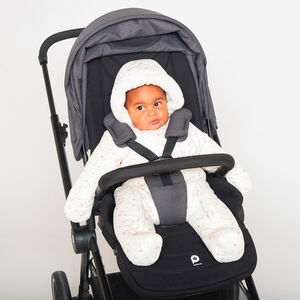 Pelele piloto estampado floral para bebé niña con acabados diferentes según la edad 