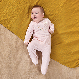 Cute rabbits 1-12 meses